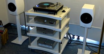 Technics HiFi Verstärker Plattenspieler Lautsprecher