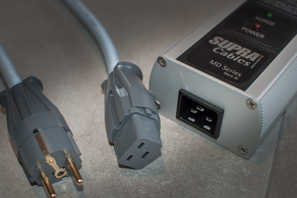 Supra Cables LoRad MK II - Cavo Di Alimentazione Schermato 2,5 Metri - Spina SW-EU Dritta IEC 320