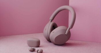 pm-Sony-WF-1000XM5-WF-1000XM5-SmokyPink-Lifestyle