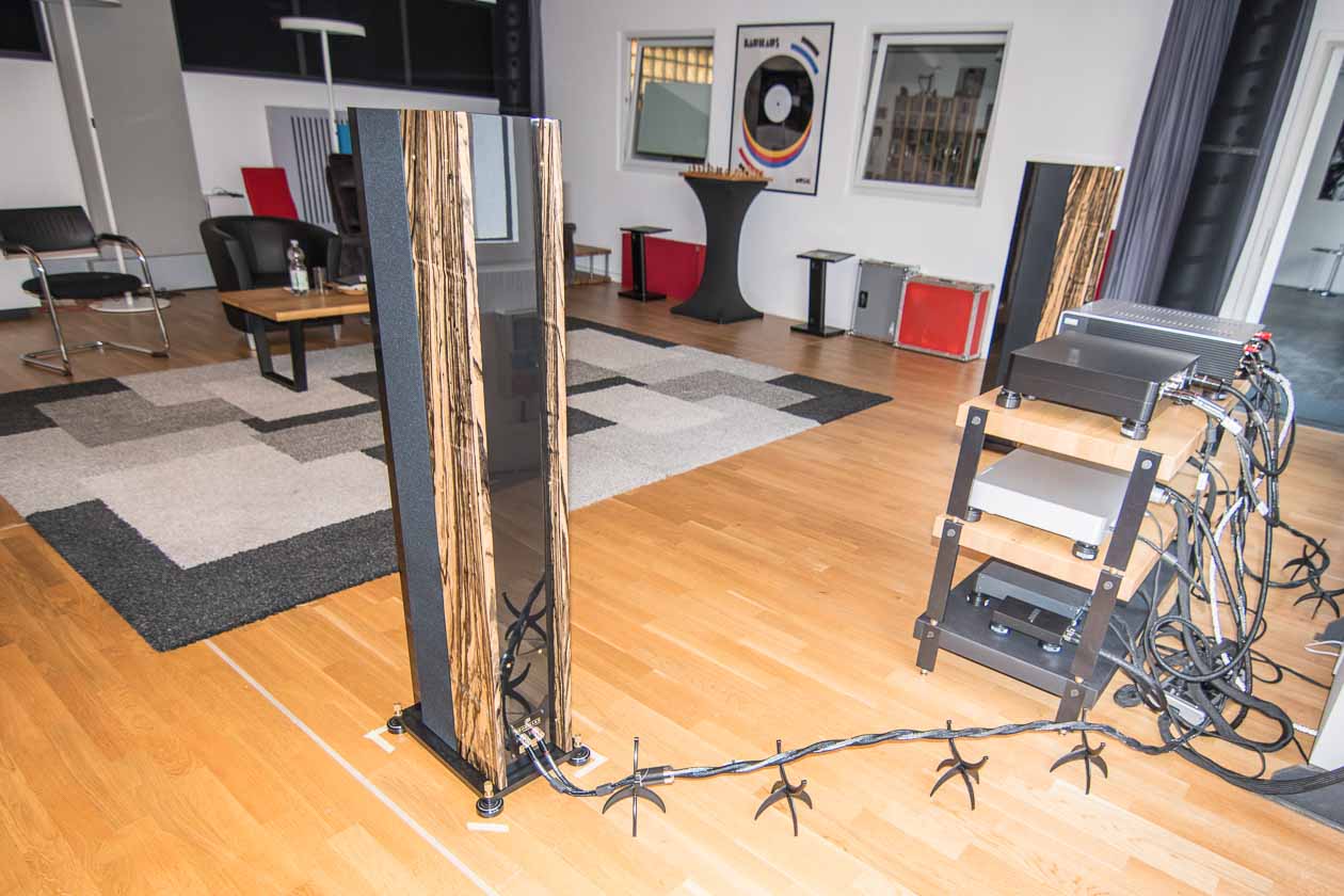 Zu-Besuch-bei-CM-Audio-2026-03-23-Anlage-Verkabelung