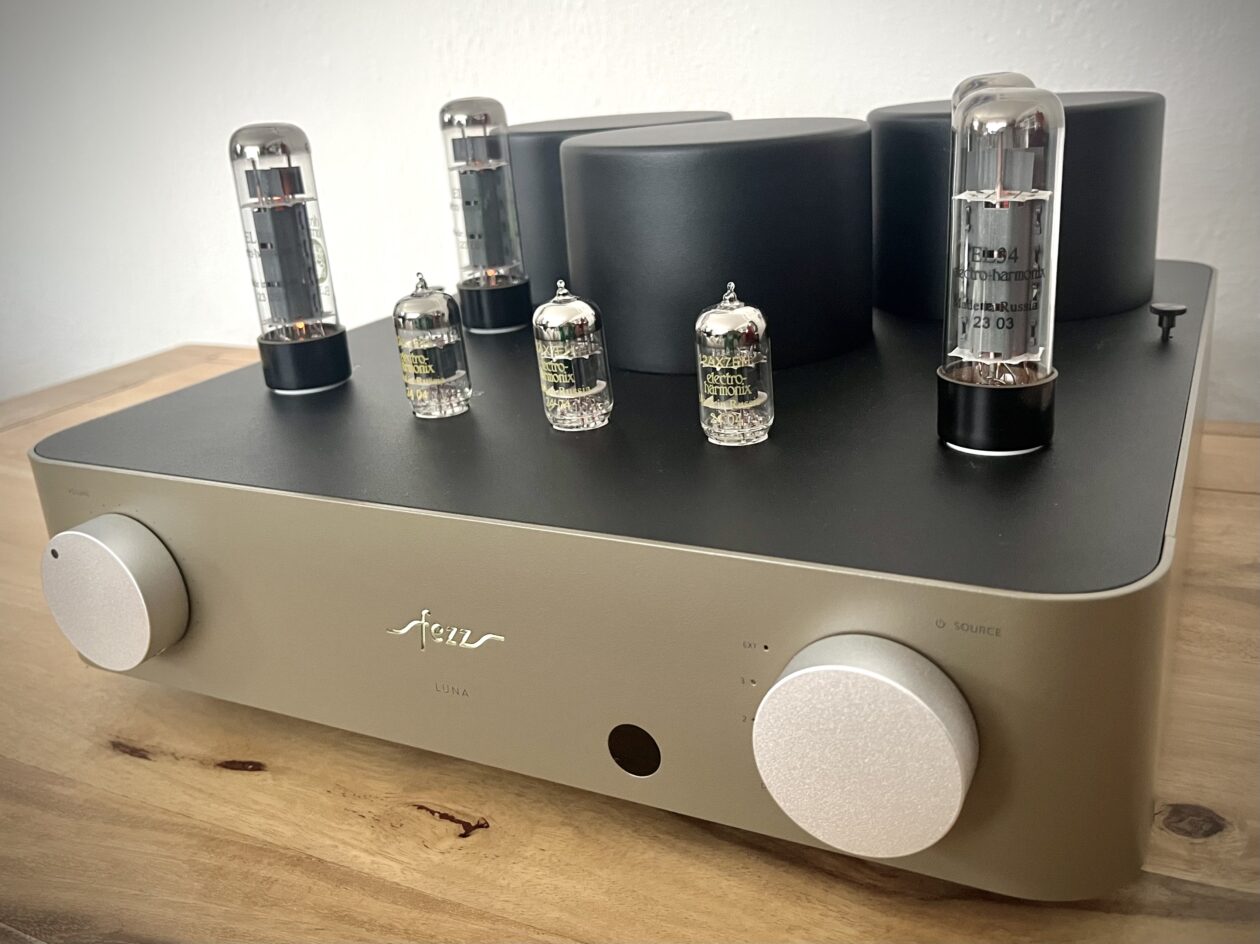 Fezz-Audio-LUNA-Evolution-Front-rechts-Top