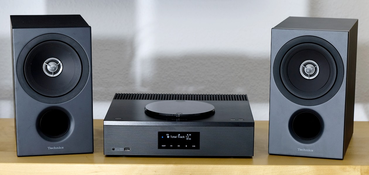 Test HiFi-Kompaktanlage mit Streaming, CD-Player, Phono-Eingang und Regallautsprechern: Technics SA-C600 und Technics SA-B600.