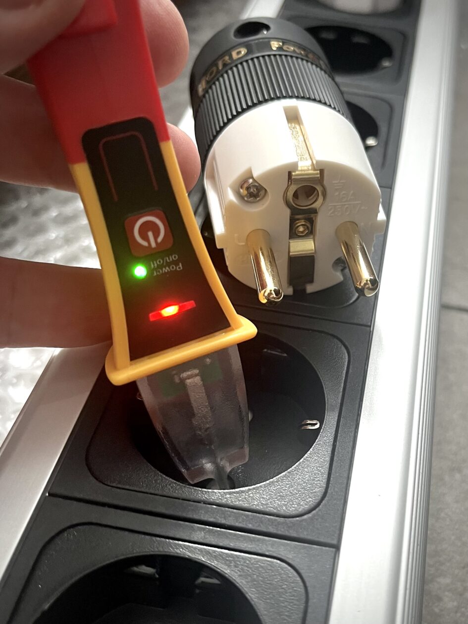 Chord-Company-PowerARAY-Phasenprüfer