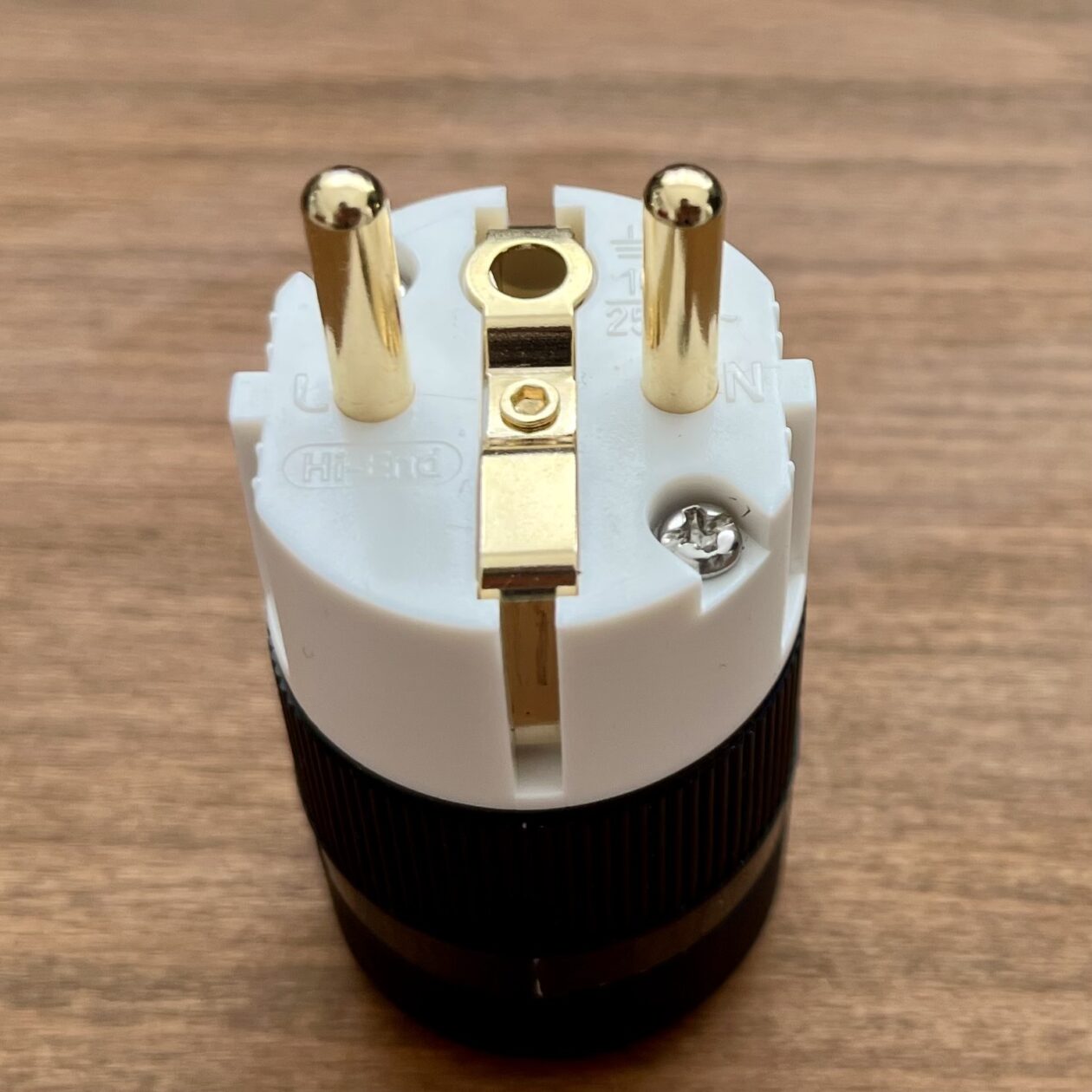 Chord-Company-PowerARAY-Stecker