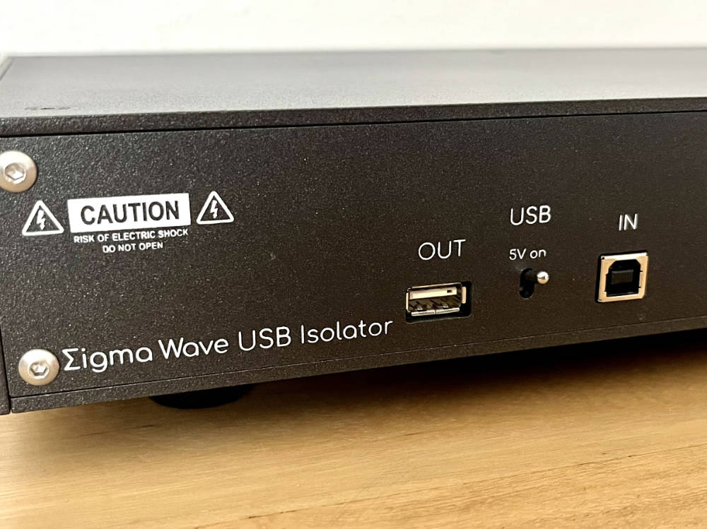 Ideon-Audio-Sigma-Wave-USB-Isolator-Anschluesse