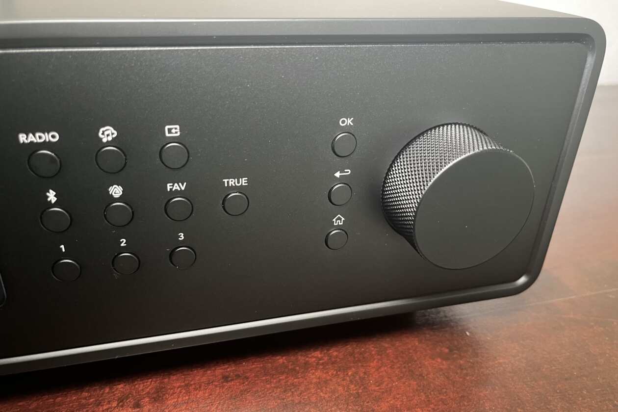 sonoro-maestro-quantum-signature-detail-Knopf-quellen