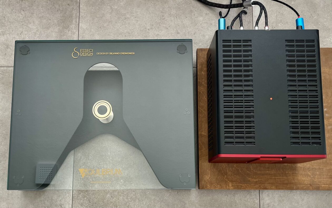 EsseCi-Design-Aequilibrium-