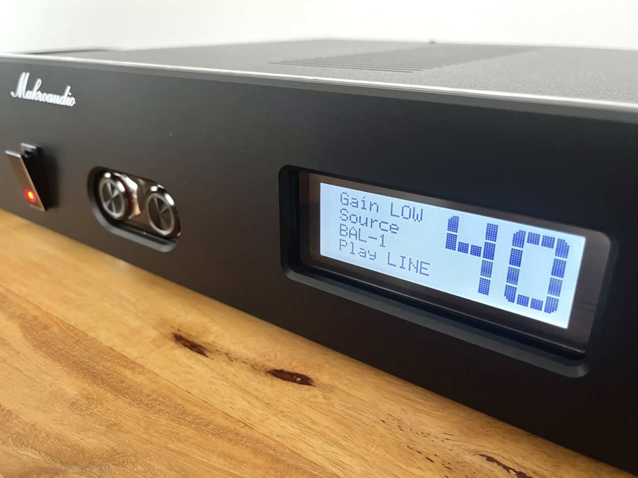 MakroAudio-PROxium-PRE-Display-Taster